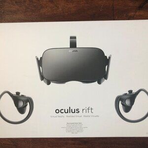 Oculus Rift CV1 VR Gaming System -- Excellent Condition!